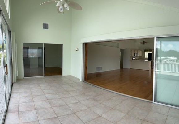 Empty room, Interior, Kitchen, Wood Texture Flooring