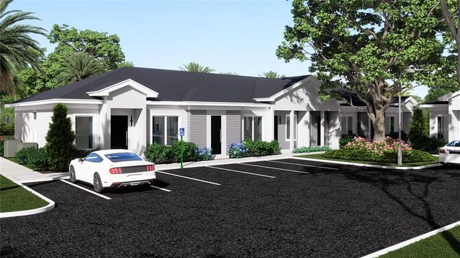 Exterior, Facade, Ranch