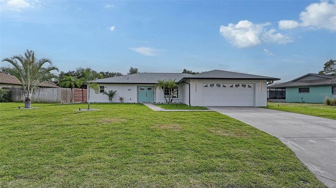 Attached, Backyard, Exterior, Facade, Ranch