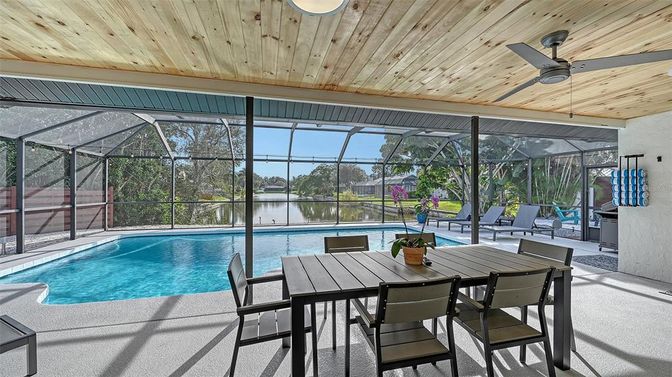 Dining room, Glass Ceilings, Interior, Pool, Sun Room, Water, Wooden Ceilings