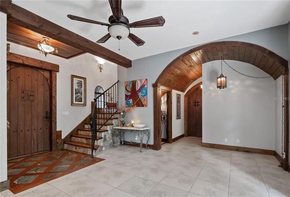Interior, Pendant Lights, Wooden Beams