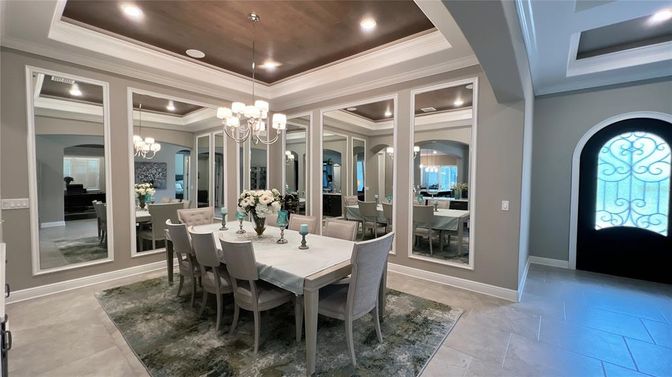 Chandelier, Dining room, Interior, Pendant Lights, Recessed Lighting