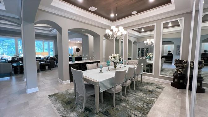 Chandelier, Dining room, Interior, Living room, Pendant Lights, Recessed Lighting