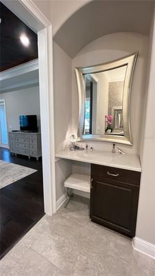 Bathroom, Interior, Recessed Lighting, Wood Texture Flooring
