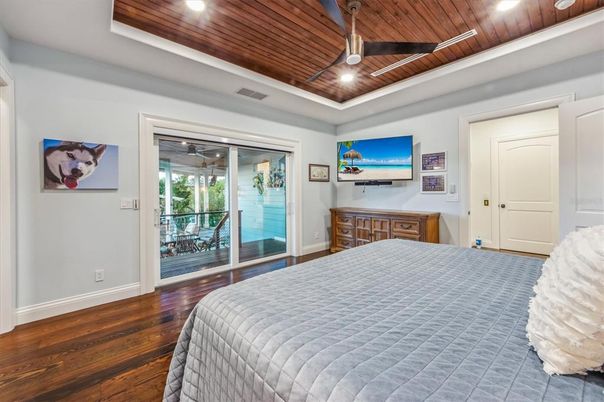 Bedroom, Interior, Recessed Lighting, Wooden Ceilings, Wood Texture Flooring