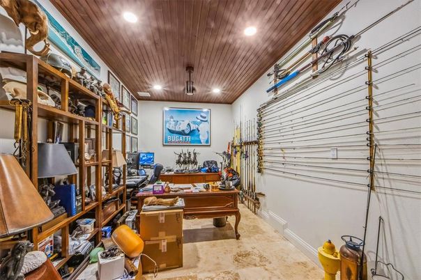 Home Office, Interior, Recessed Lighting, Wooden Ceilings