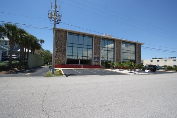 Exterior, Facade, Condo Building