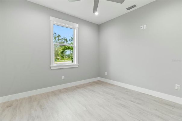 Empty room, Interior, Recessed Lighting, Wood Texture Flooring