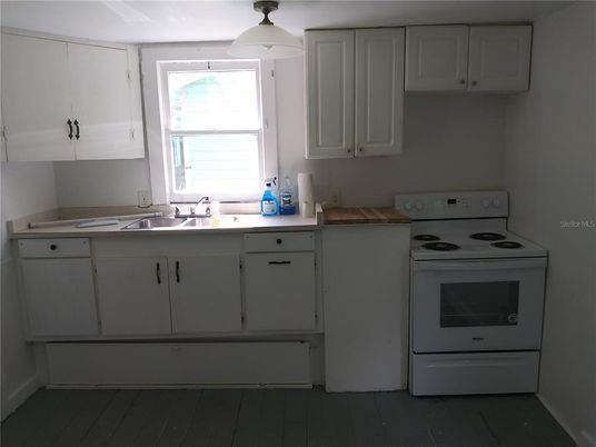 Interior, Kitchen, Pendant Lights, Wood Texture Flooring