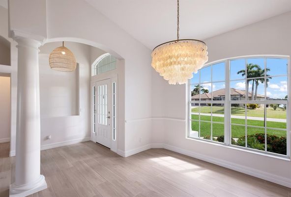 Chandelier, Interior, Wood Texture Flooring