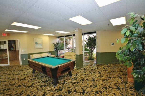 Billiard Table, Game Room, Interior, Recessed Lighting