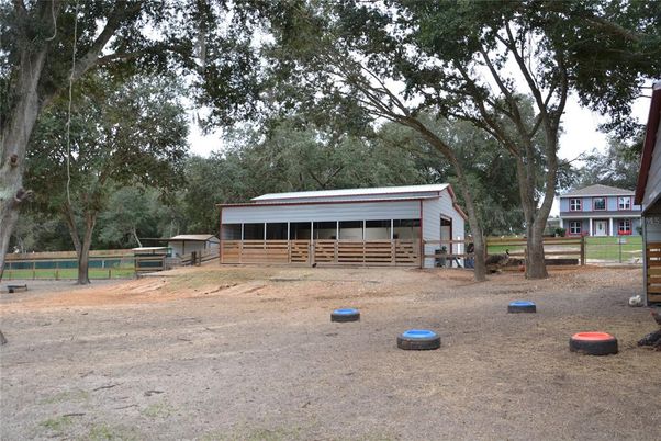 Backyard, Detached Garage, Exterior