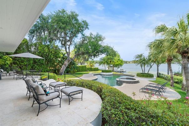 Exterior, Pool, Water