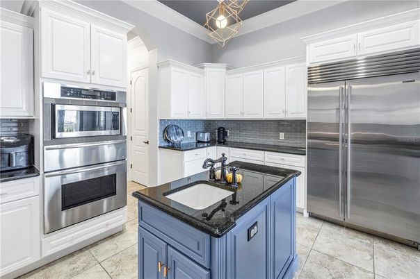 Interior, Kitchen, Stainless Steel Appliances