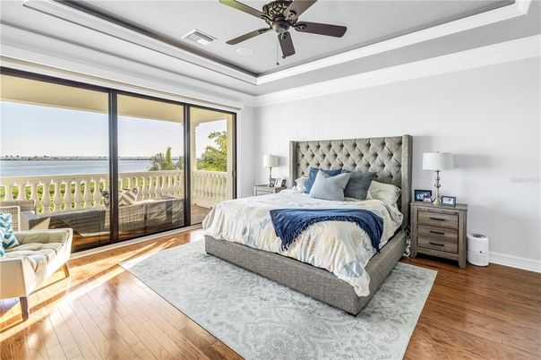 Bedroom, Interior, Water, Wood Texture Flooring