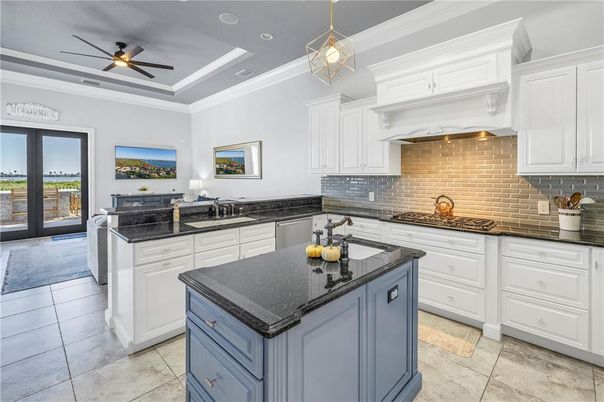 Interior, Kitchen, Pendant Lights, Recessed Lighting