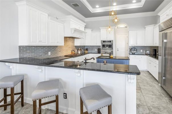 Interior, Kitchen, Pendant Lights, Recessed Lighting, Stainless Steel Appliances