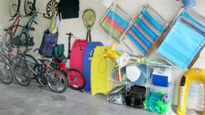 Garage, Interior