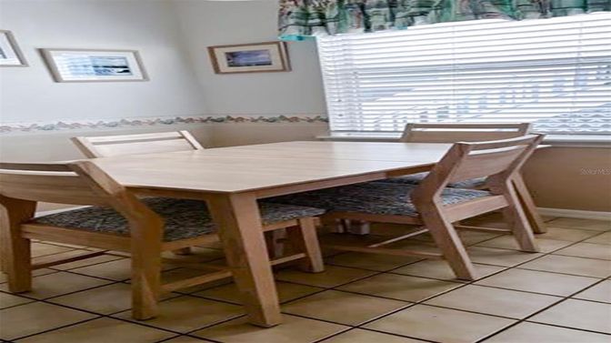 Dining room, Interior
