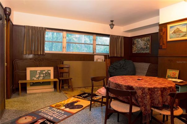 Dining room, Interior