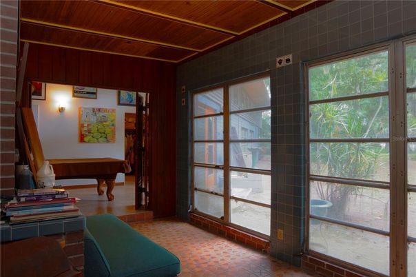 Interior, Piano, Wooden Beams, Wooden Ceilings