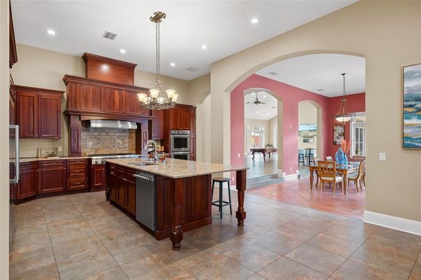 Chandelier, Dining room, Interior, Kitchen, Pendant Lights, Recessed Lighting, Stainless Steel Appliances