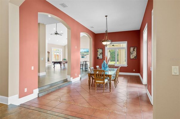 Dining room, Interior, Pendant Lights, Recessed Lighting