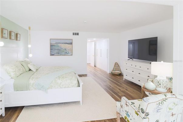 Bedroom, Interior, Recessed Lighting, Wood Texture Flooring