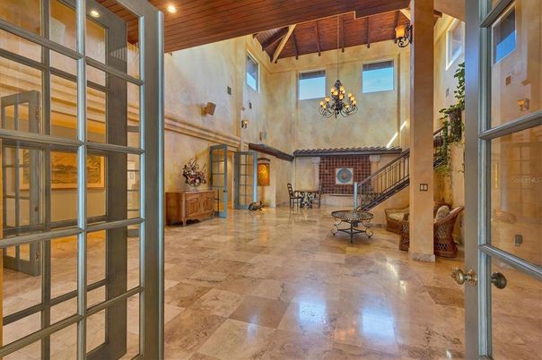 Chandelier, Interior, Recessed Lighting, Wooden Beams, Wooden Ceilings