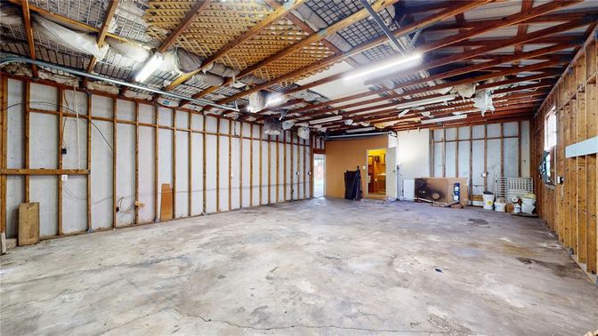 Interior, Wooden Beams