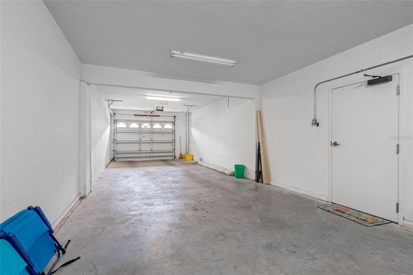 Garage, Interior