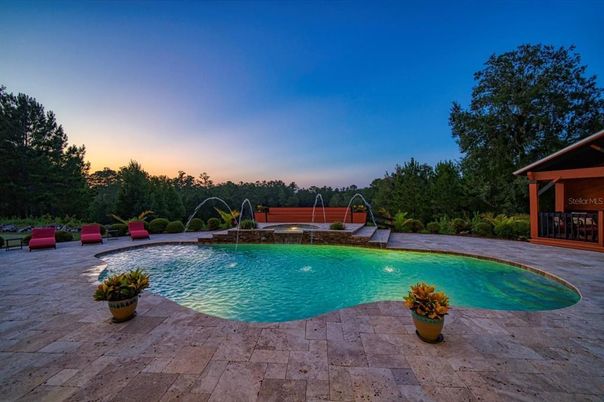 Exterior, Playground, Pool