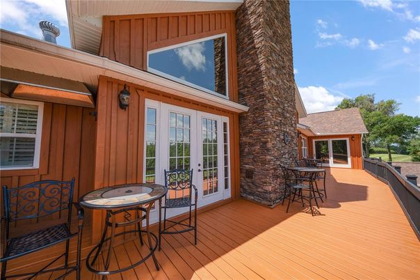 Exterior, Wood Texture Flooring