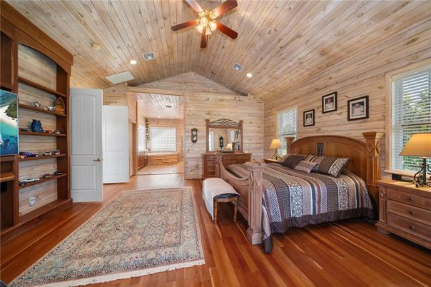 Bedroom, Interior, Recessed Lighting, Wooden Ceilings, Wood Texture Flooring, Wooden Walls