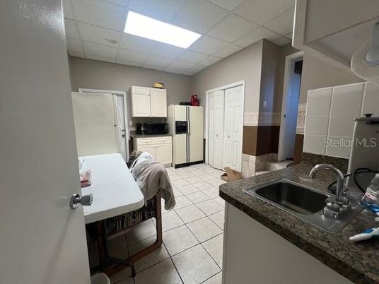 Dining room, Interior, Kitchen, Recessed Lighting