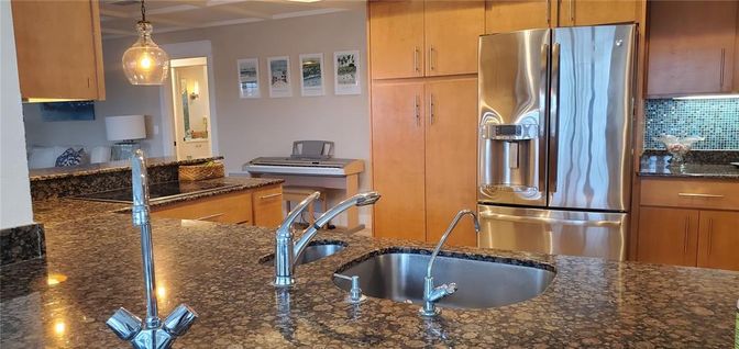 Interior, Kitchen, Pendant Lights, Stainless Steel Appliances