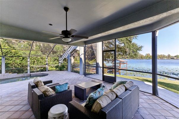 Interior, Living room, Pool, Sun Room, Water