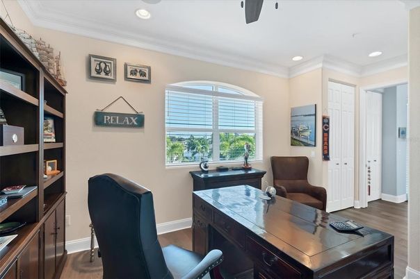 Home Office, Interior, Recessed Lighting, Wood Texture Flooring