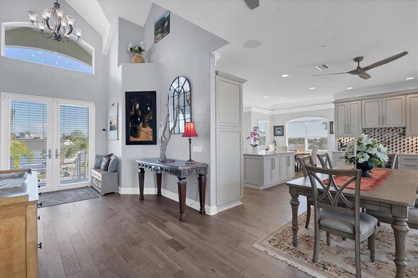 Chandelier, Dining room, Interior, Kitchen, Recessed Lighting, Wood Texture Flooring