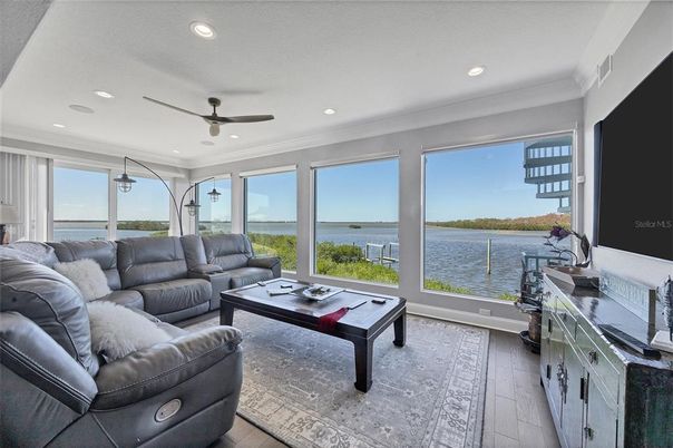 Interior, Living room, Recessed Lighting, Water, Wood Texture Flooring