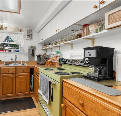 Interior, Kitchen, Wood Texture Flooring
