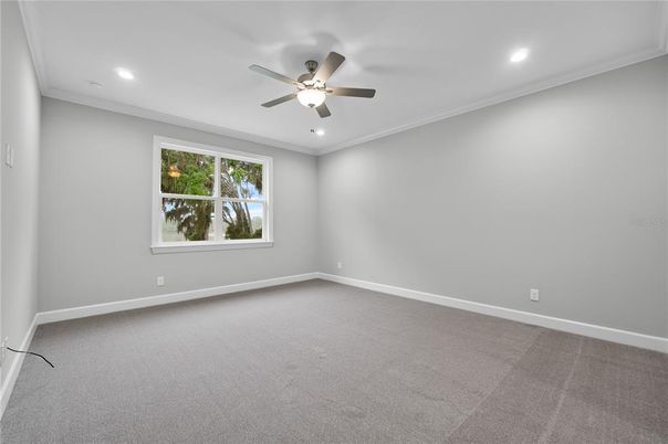 Empty room, Interior, Recessed Lighting