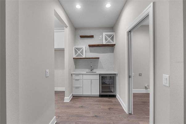 Interior, Recessed Lighting, Wood Texture Flooring