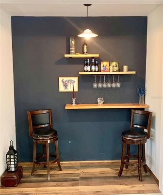 Interior, Pendant Lights, Wood Texture Flooring
