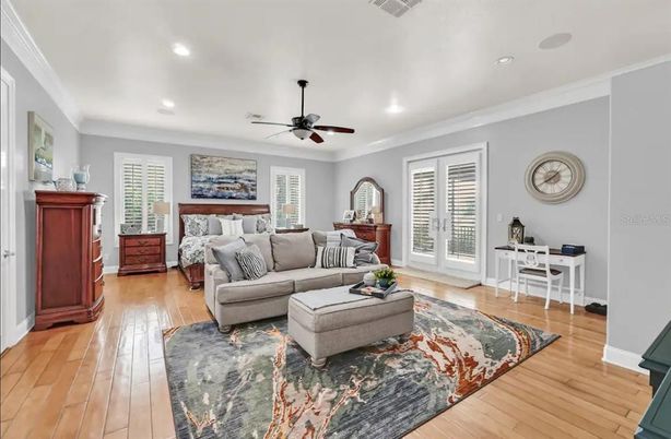 Interior, Living room, Recessed Lighting, Wood Texture Flooring