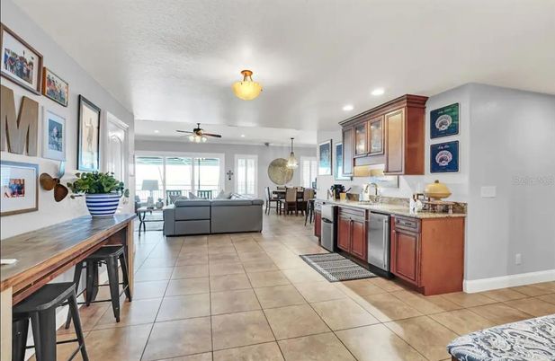 Dining room, Interior, Kitchen, Living room, Pendant Lights, Recessed Lighting