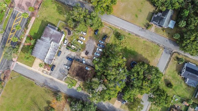 Exterior, Drone