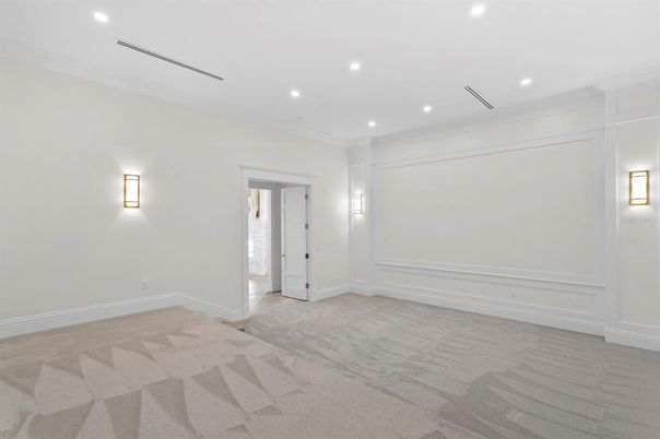 Empty room, Interior, Recessed Lighting