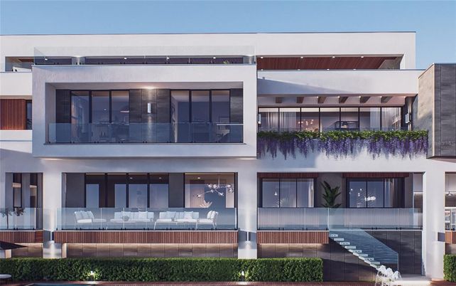 Exterior, Facade, Modern