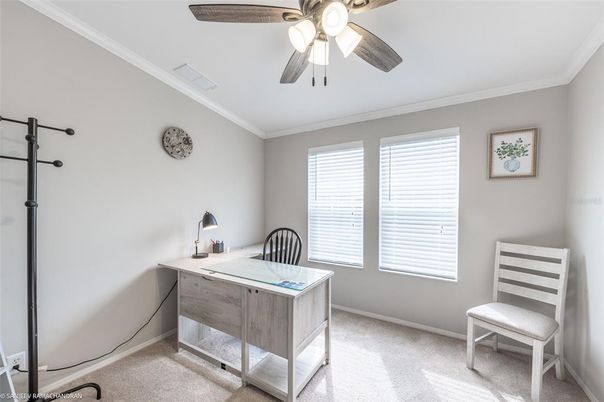 Home Office, Interior